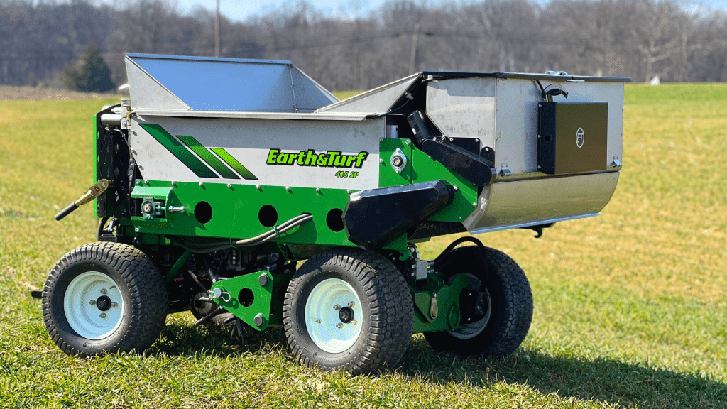 stand on topdressers for lawns in colorado